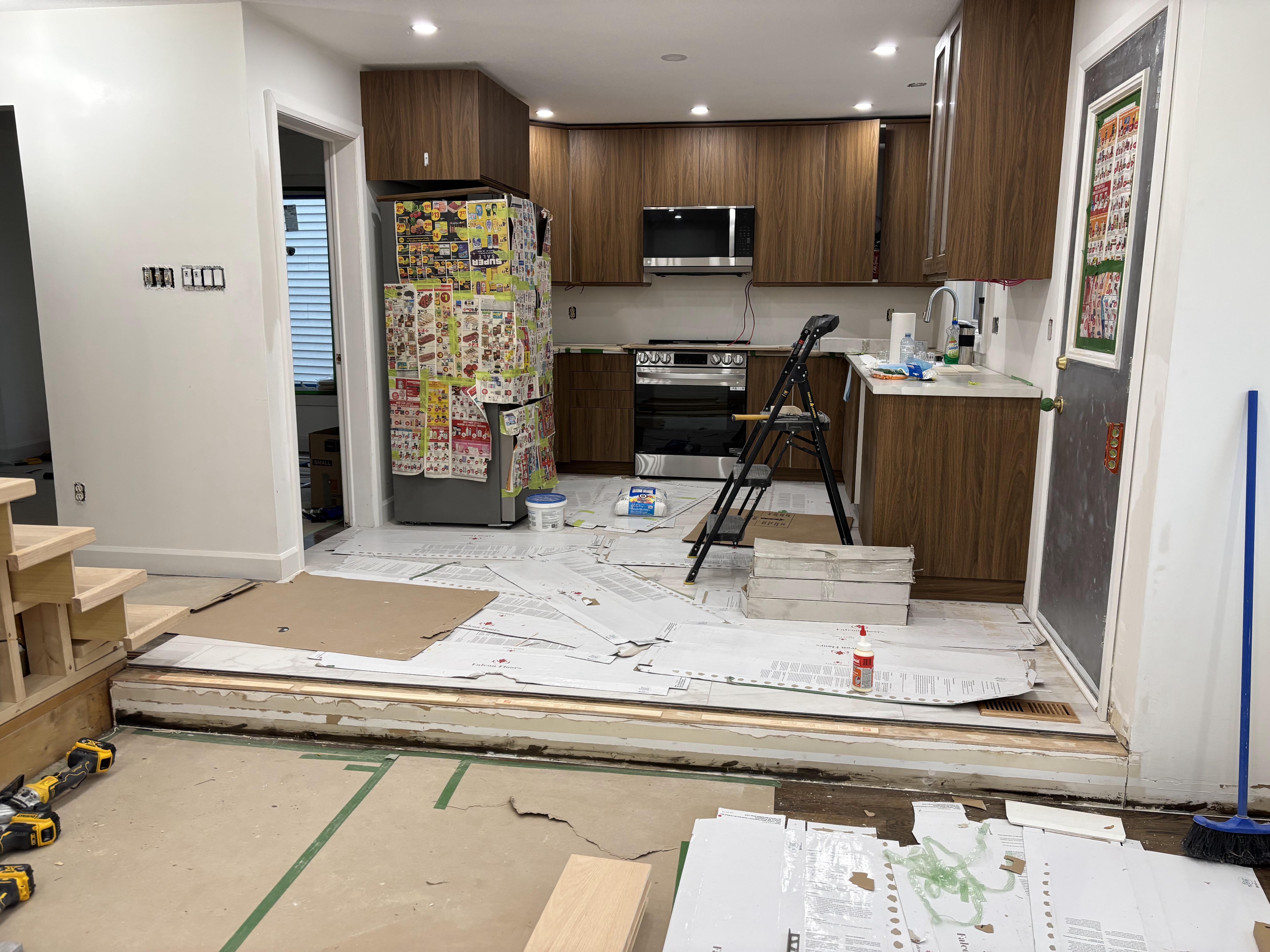 613Pro kitchen project - white cabinet painting, marble island, contemporary design
